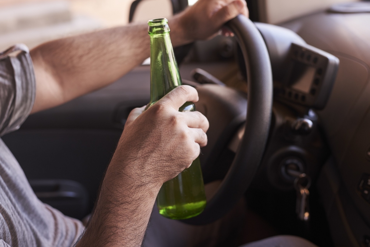 57-letni kierujący ciągnikiem siodłowym wjechał na rondo pod wpływem alkoholu